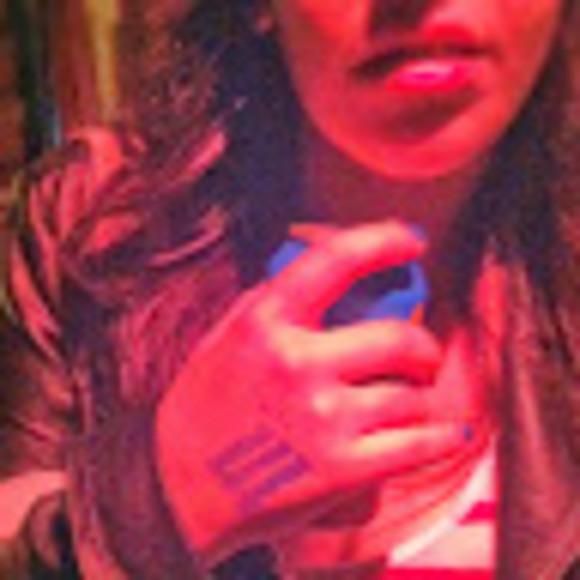 Meet your Posher, Michele - Picture 1 of 1